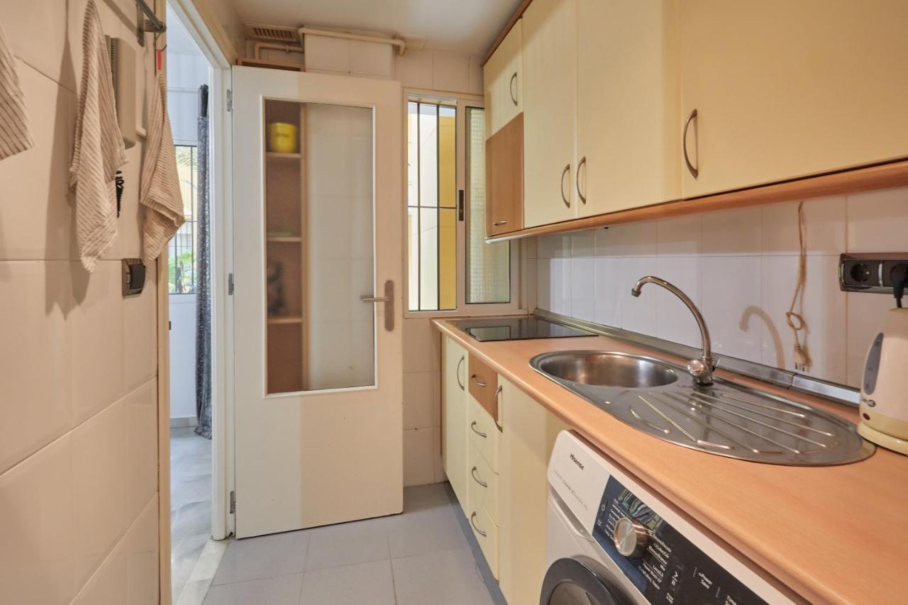 Two Bedrooms Leonor Davalos Seville Exterior photo